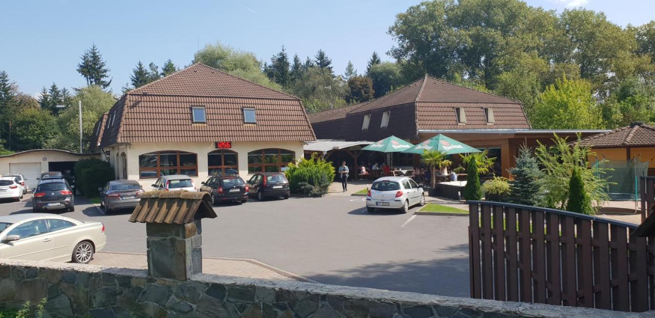Penzion Almada Zvolen Exterior photo